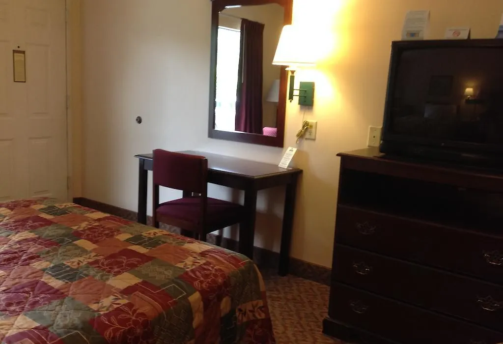 Days Inn - Chapel Hill-1